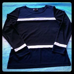 Career Top Classic medium Long sleeve EUC